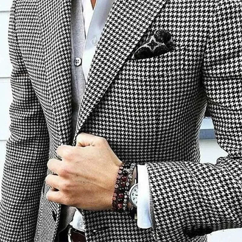 Effortless Elegance: Explore Our Slim Fit Men's Suit Jackets