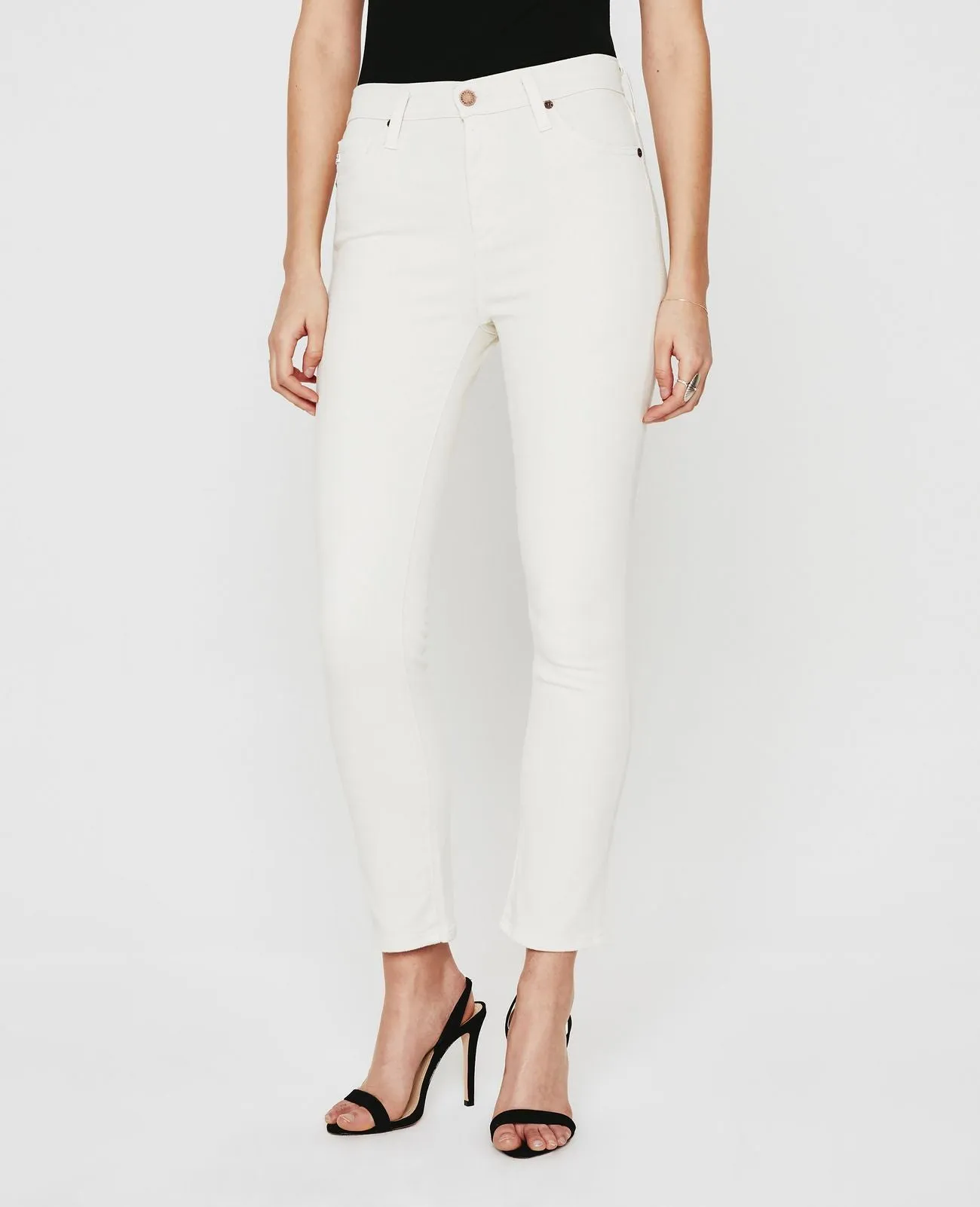 Mari Crop White Cream